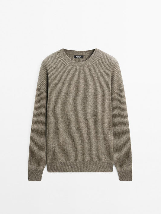 Ribbed knit wool and cashmere sweater