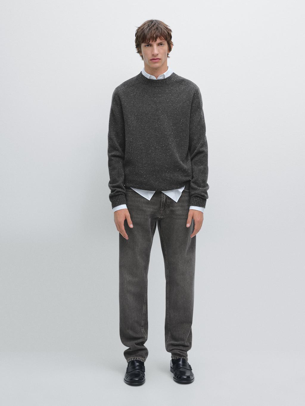 Crew neck sweater in 100% wool