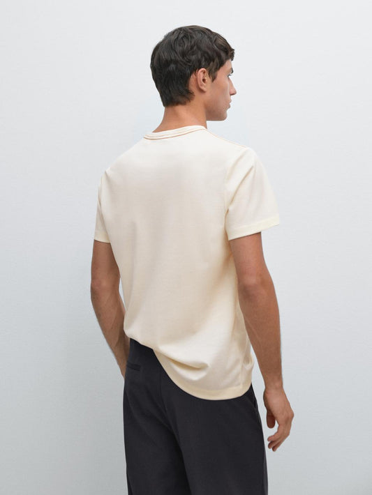 Short sleeve T-shirt with contrast seam detail