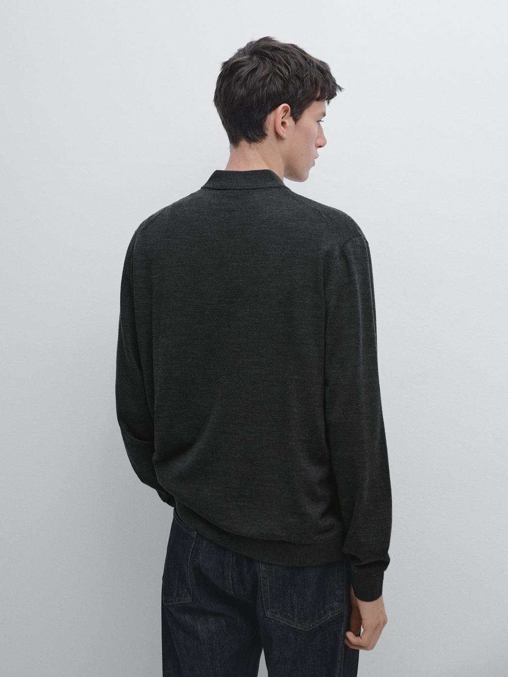 100% merino wool zip-up knit cardigan