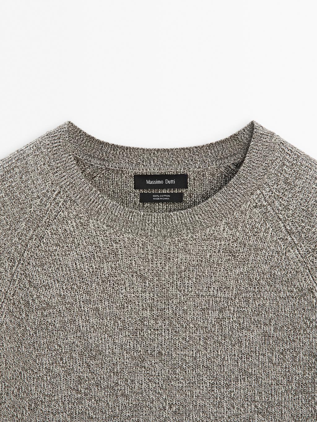 Crew neck mouline knit sweater