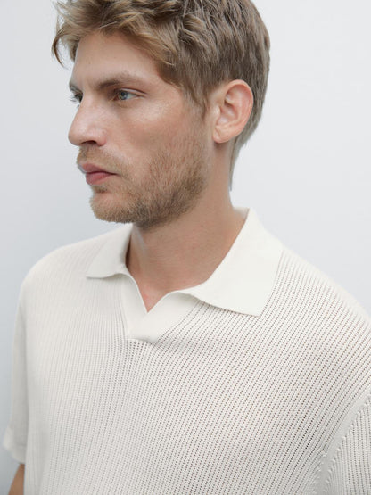 Cutwork V-neck polo shirt