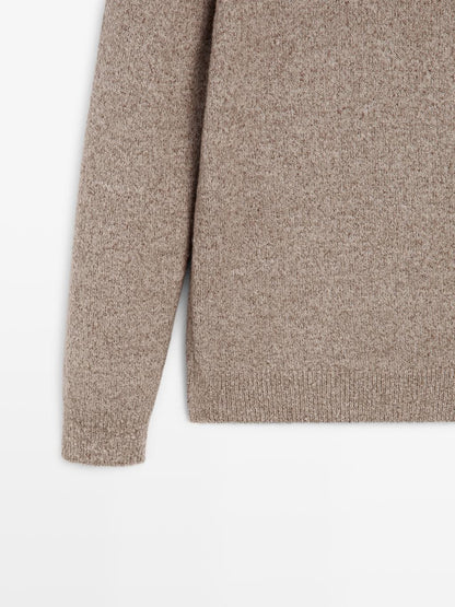 Flecked crew neck knit sweater