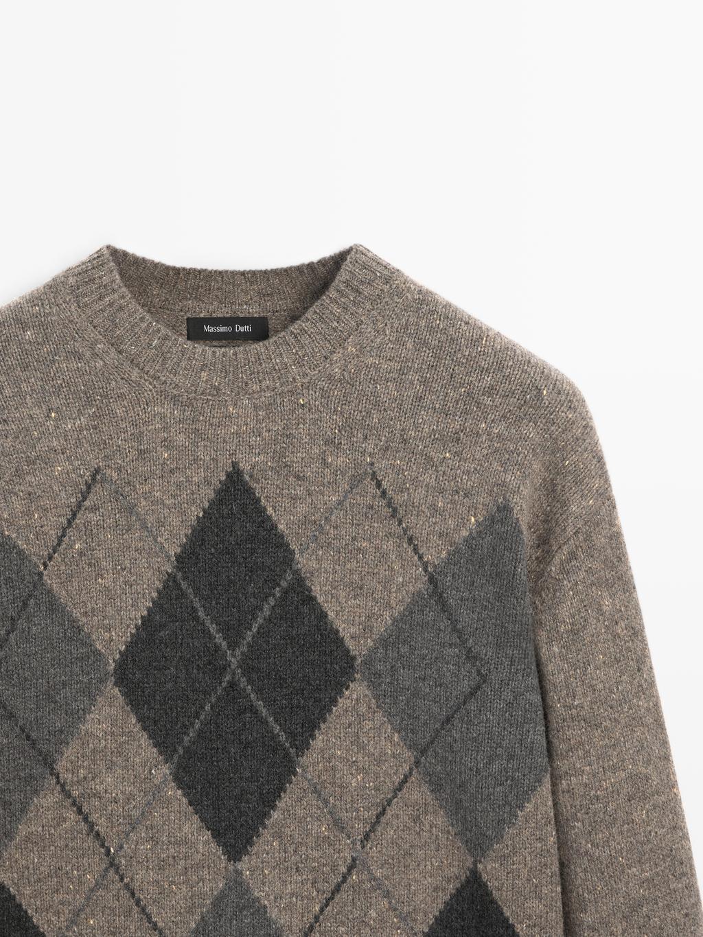 100% wool Argyle knit sweater