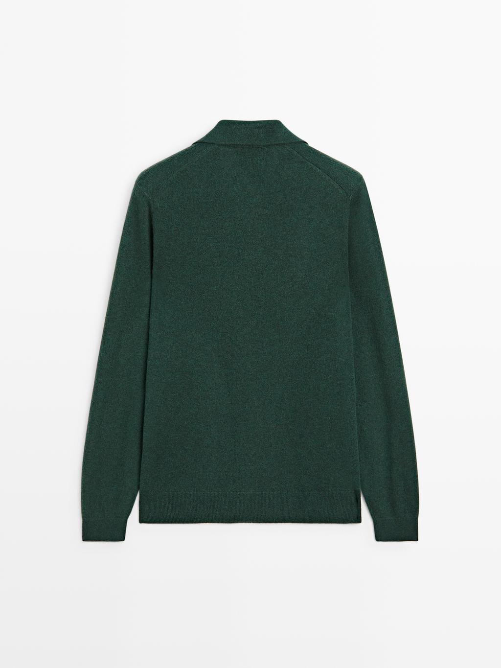 100% wool V-neck knit polo sweater