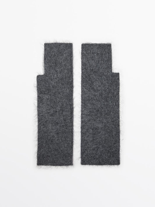 Long knit 100% cashmere mittens
