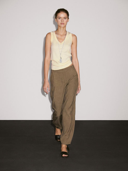 Flowing high-waist barrel fit trousers