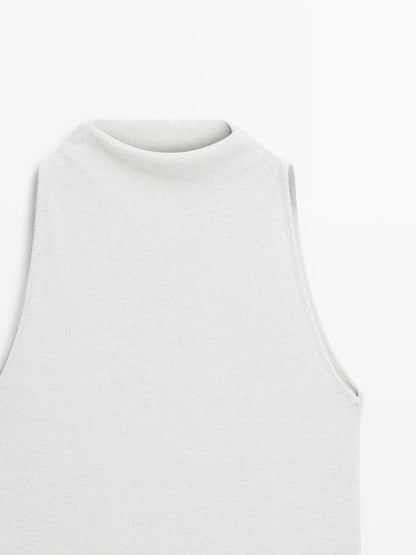 Knit halterneck top with metallic finish