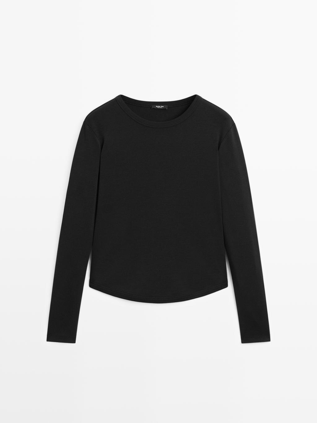 Long sleeve T-shirt with rounded hem