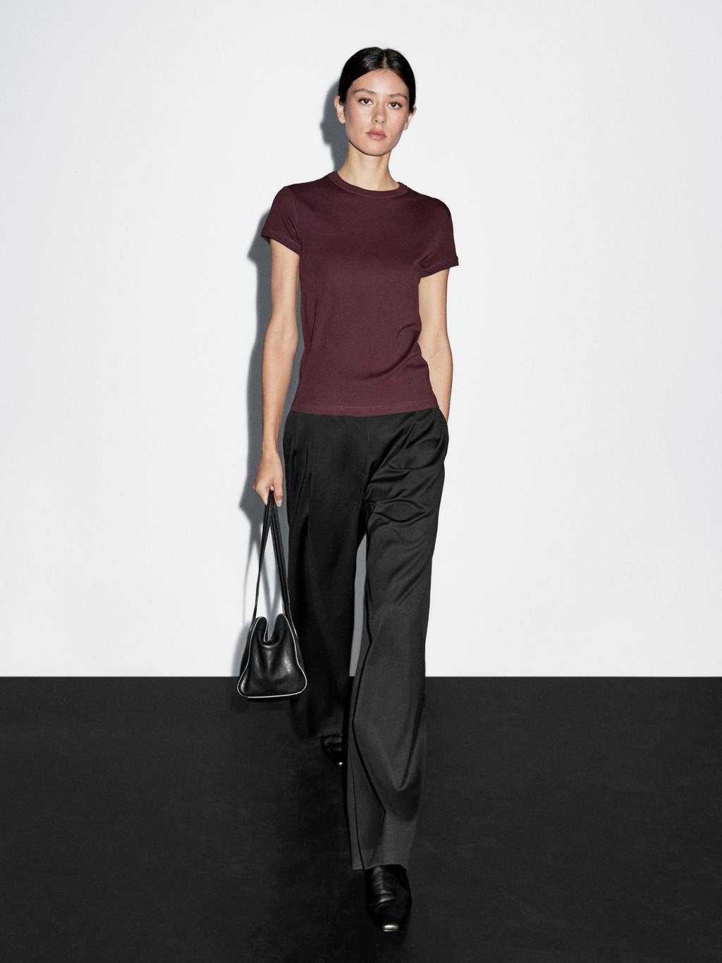 100% cotton short-sleeve T-shirt